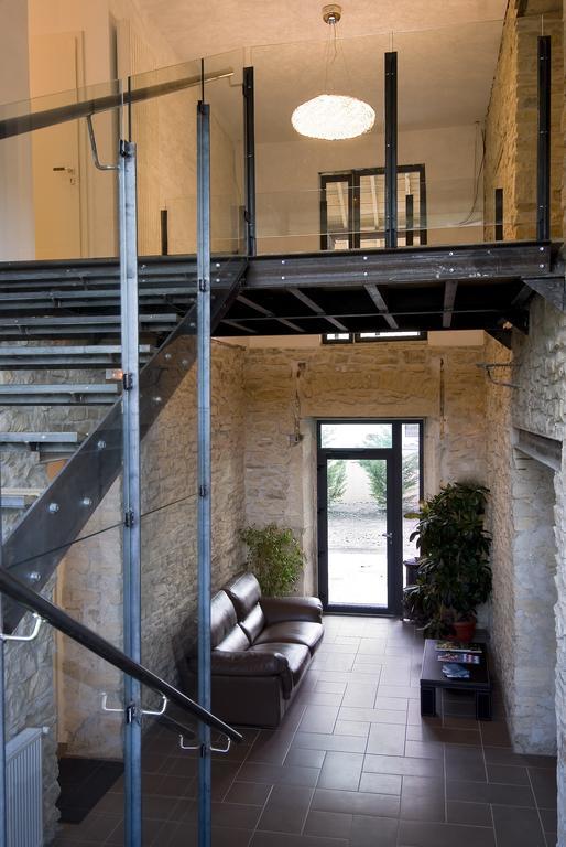 Domaine Des Sequoias - Les Collectionneurs Hotell Ruy-Montceau Exteriör bild